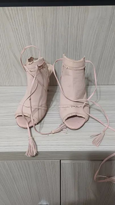 Sandália Arezzo 36 rosa com detalhes em renda - Foto 2