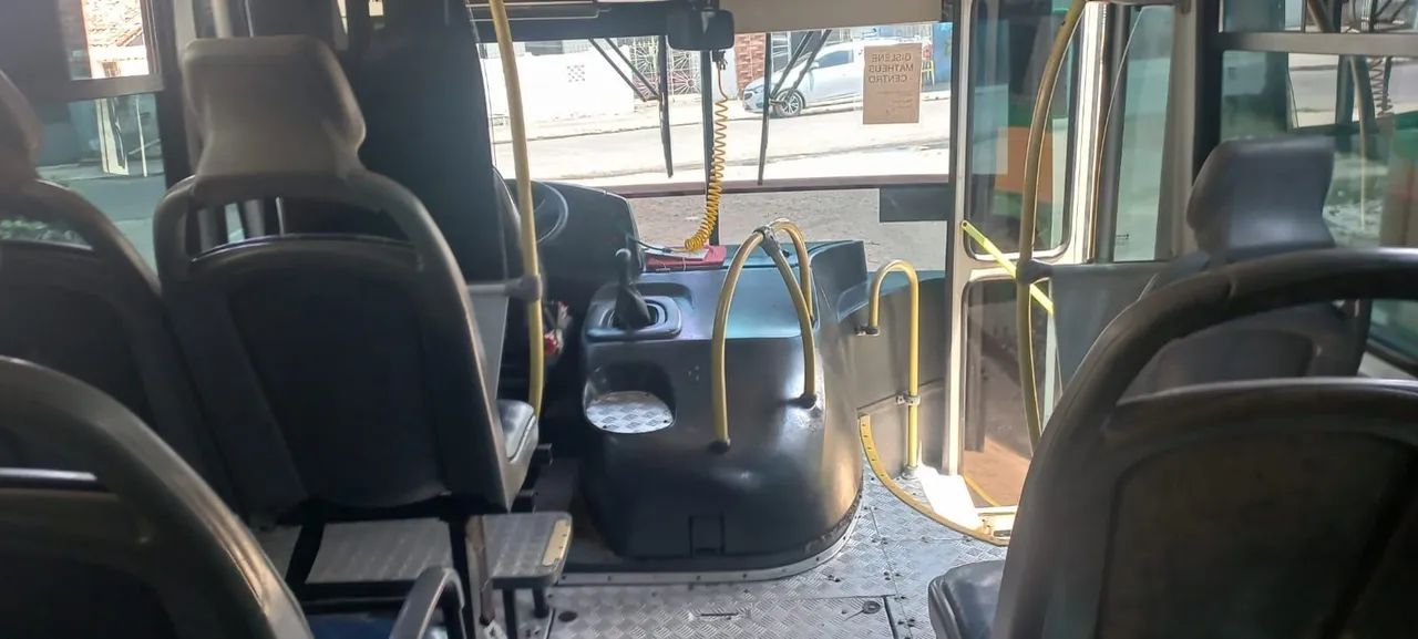 Ônibus em ótimo estado - Foto 3