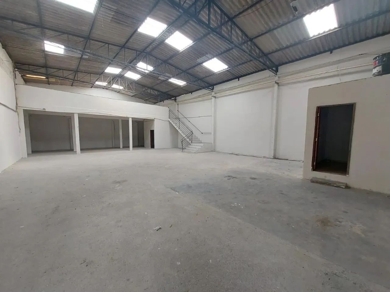 Galpão Comercial Barreiros São José - Foto 2