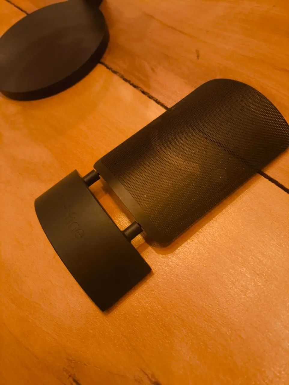 Fifine A8 Preto + Branço articulado - Foto 3