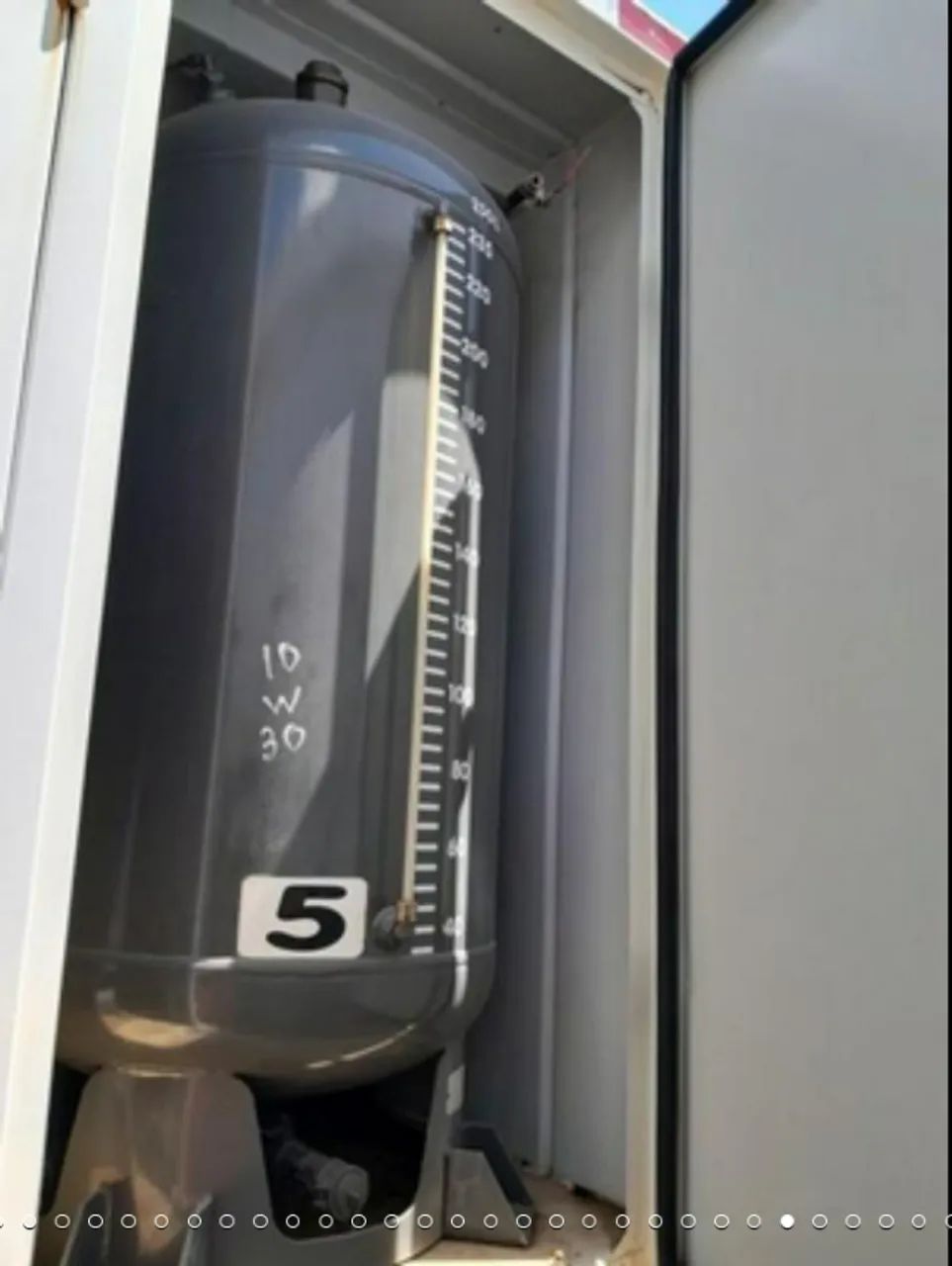 Caminhão MB2729 com comboio de lubrificação Gascom de 8 mil litros, 2013 - Foto 9