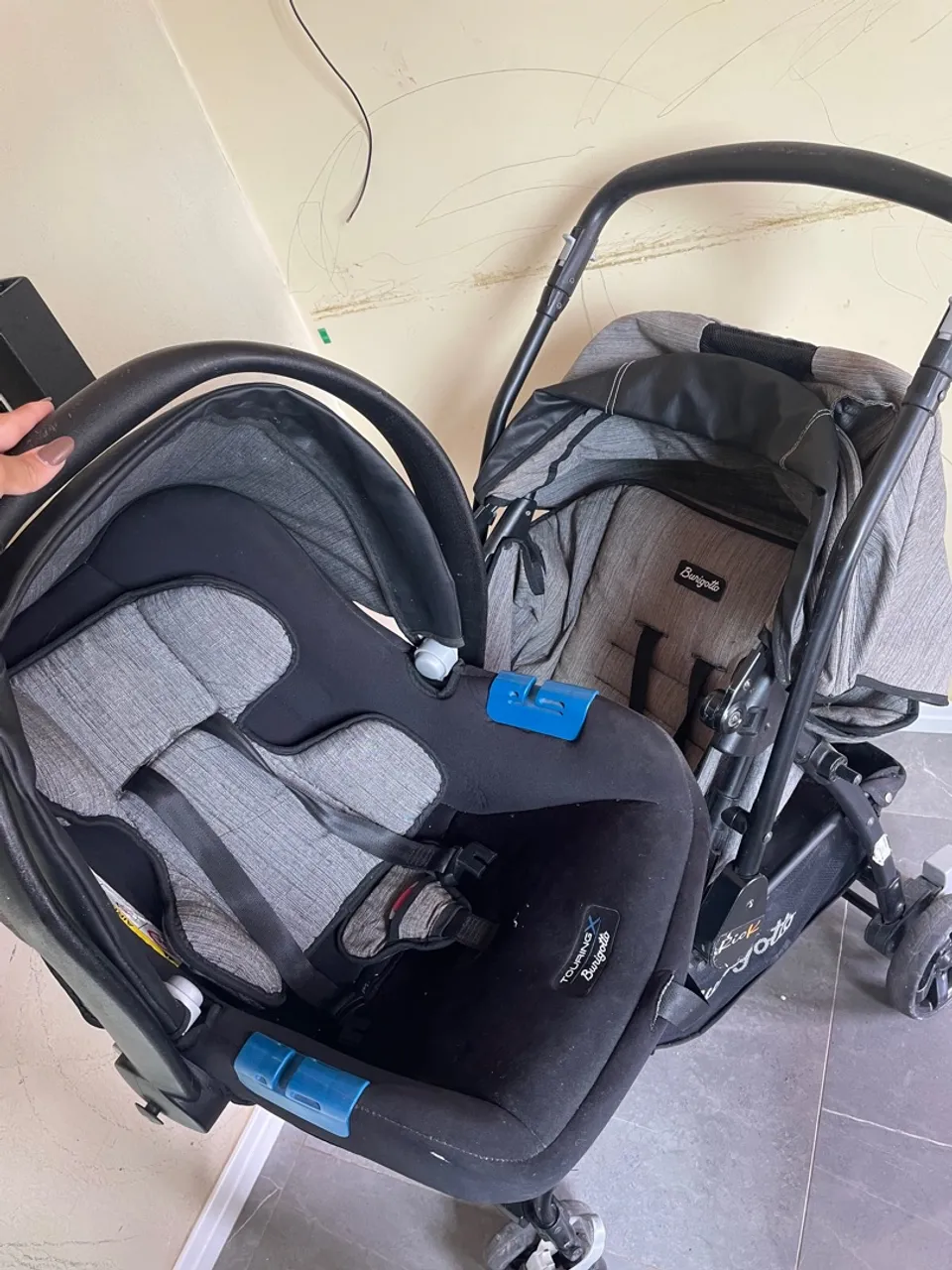 Carrinho de Bebê Touring X Burigotto + Bebê Conforto