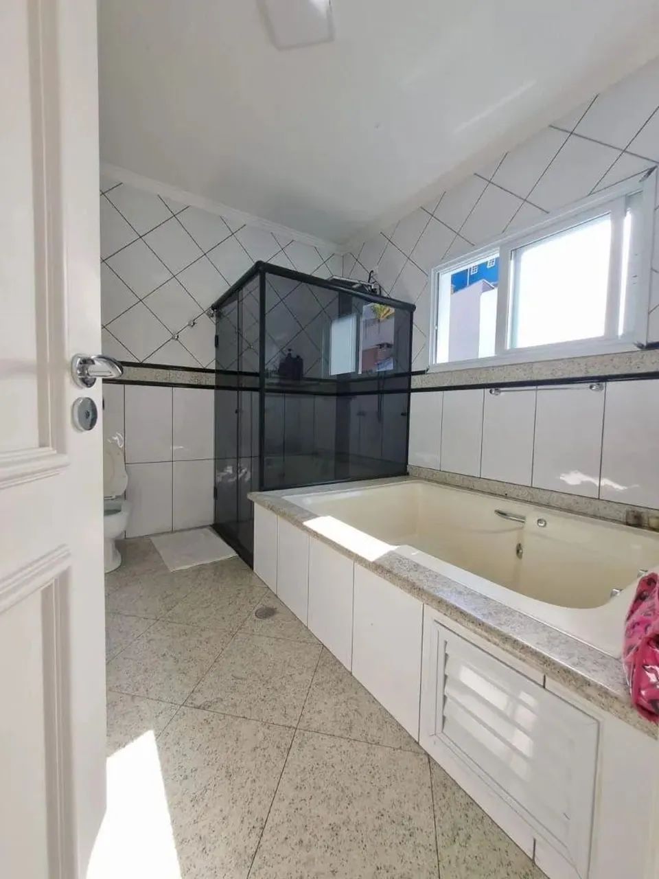 Casa para alugar em Santana de Parnaíba, Alphaville, com 4 suítes, com 600 m², Residencial - Foto 15