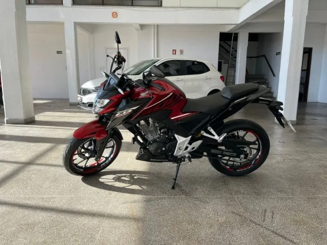 CB 300 TWISTER 2025