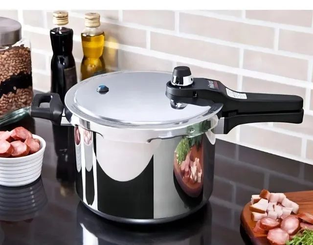 Panela de Pressão Nigro 8L Eterna Polida