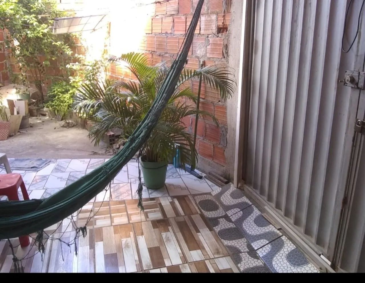 Vende-se uma casa em Dias d'Àvila  - Foto 2