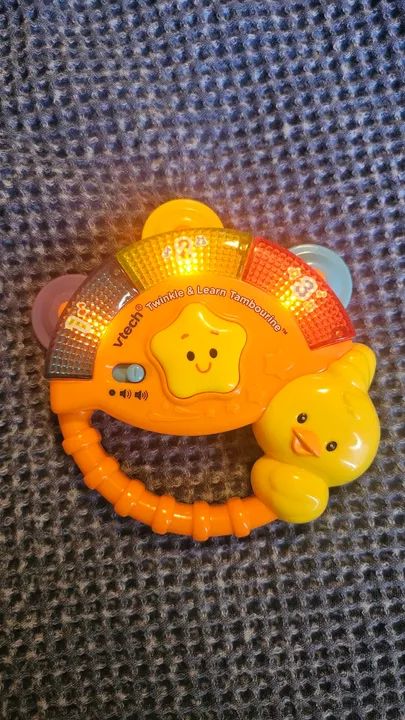 Pandeiro com luzes e sons - Vtech - Foto 2