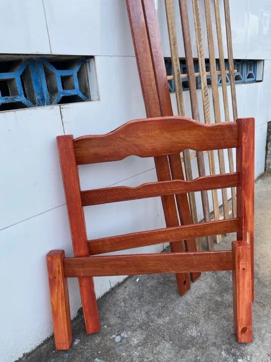 Cama de solteiro envernizada, 100% madeira  - Foto 3