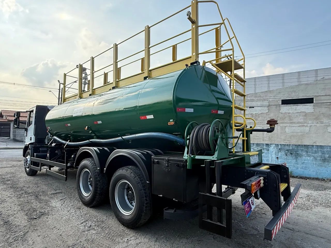 Iveco Tector Caminhão Pipa tanque água bombeiro gascom  - Foto 5
