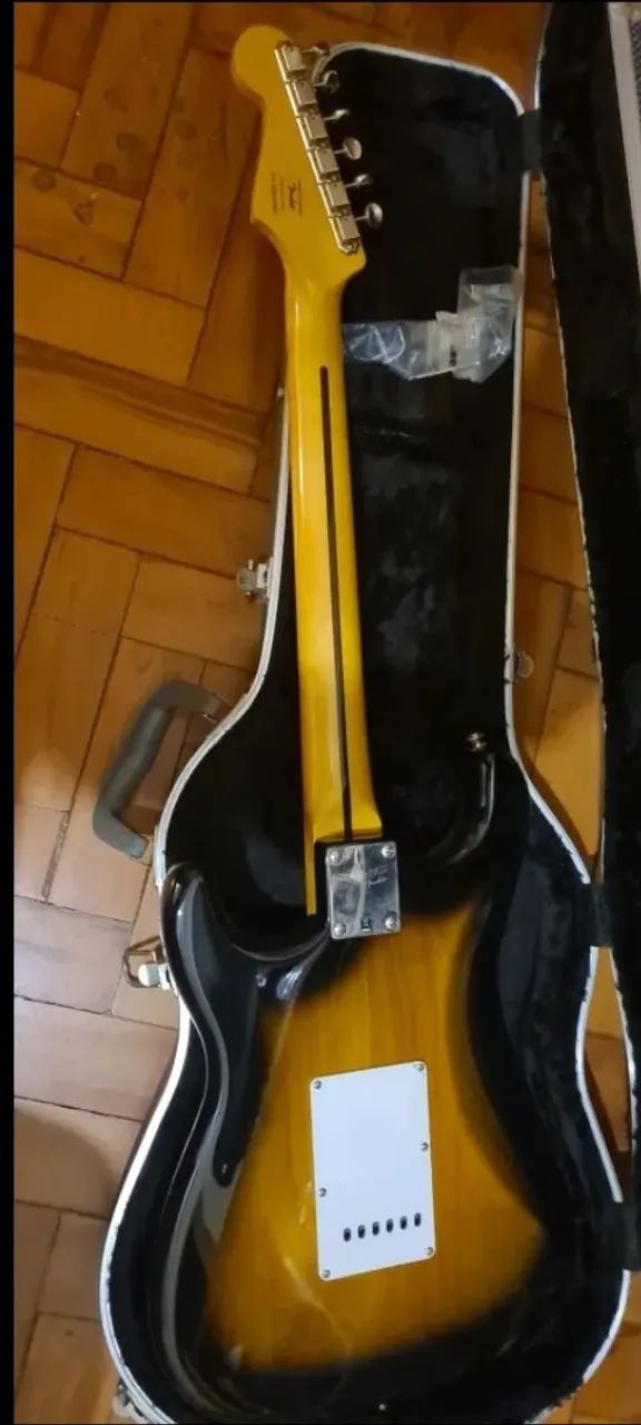 Guitarra Squier Classic Vibe 50's - Foto 4