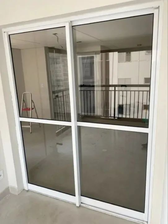 Porta alumínio 1,70 X 2,15