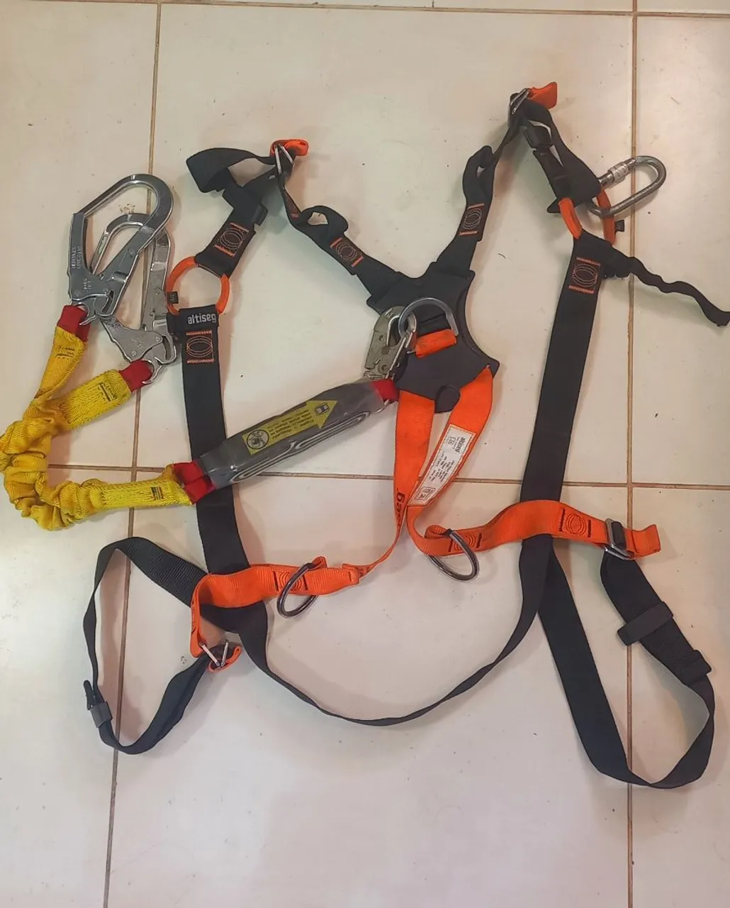 Cinto de segurança para trabalho em altura