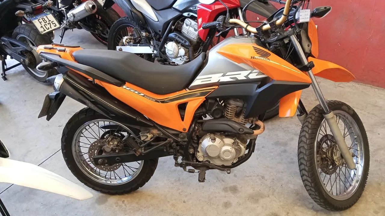 BROS 160 2019