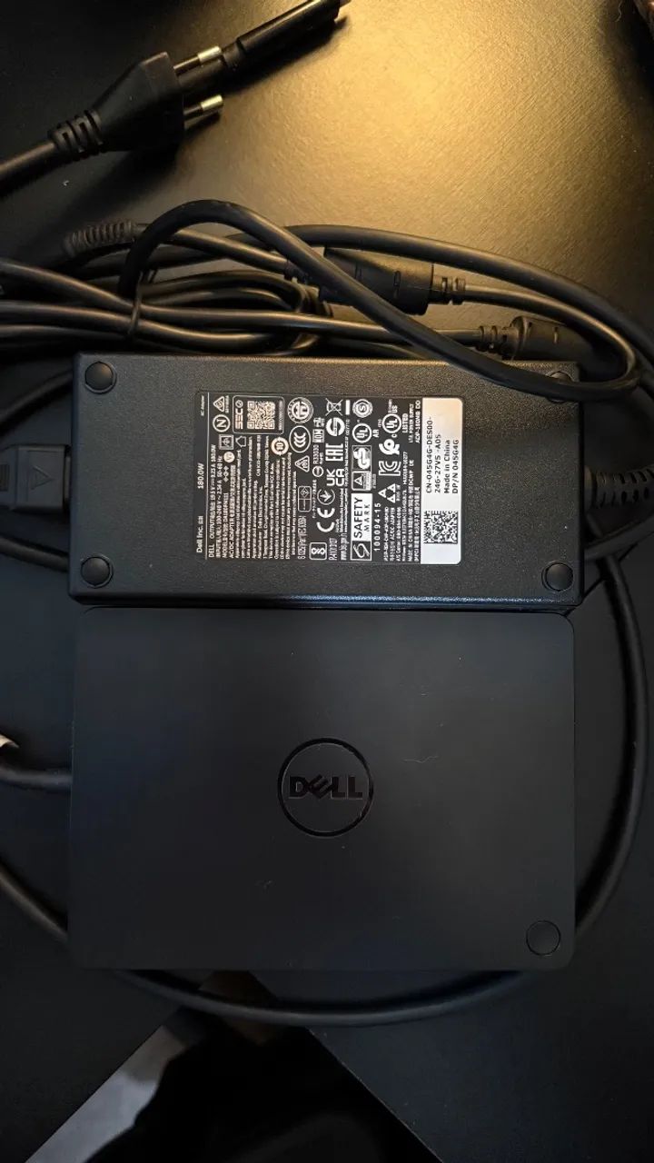 Dock Station Dell WD15 | Usada, mas funcionando perfeitamente!