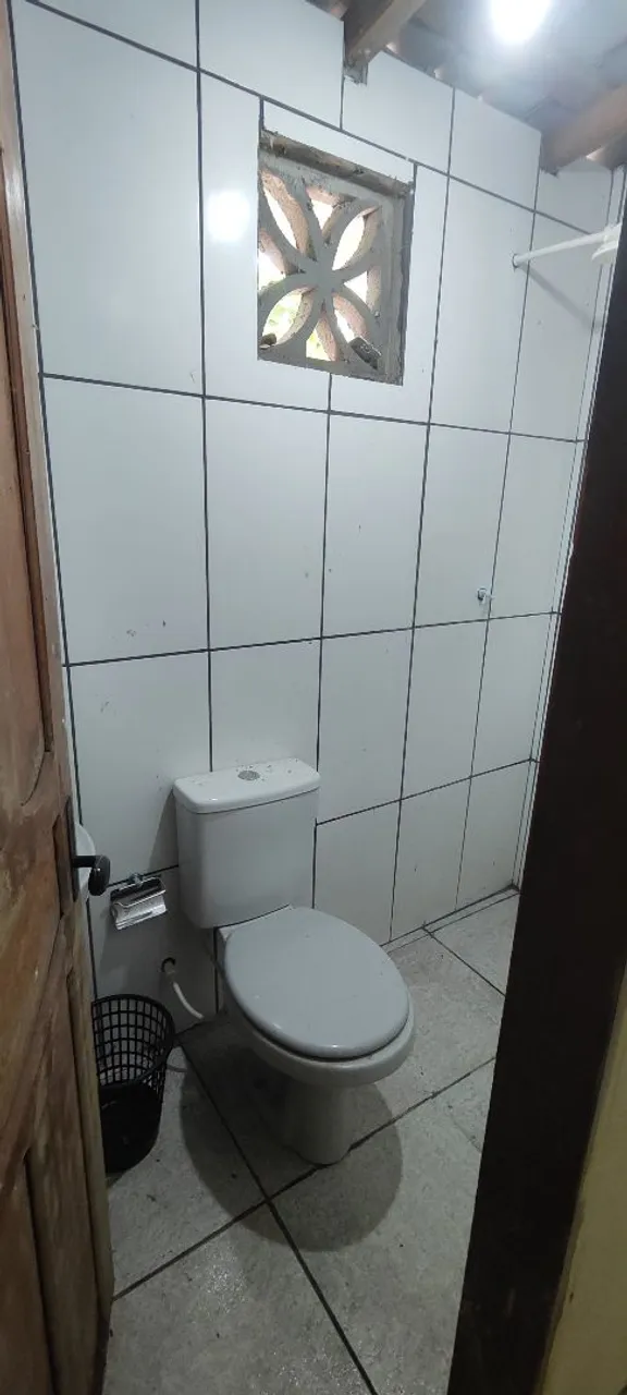 Aluga- se casa no Operário, rua Anísio Carlos Amorim,687