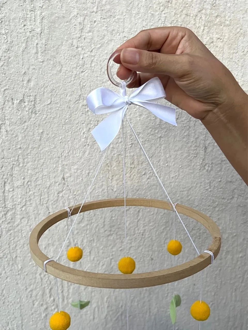 Móbile de feltro para berço - passarinhos e flores - Foto 3