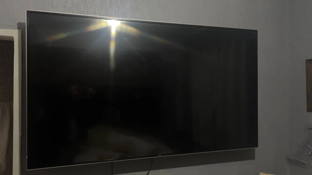 TV LG 86 polegadas APENAS COM AVARIA LADO DIREITO - Foto 3