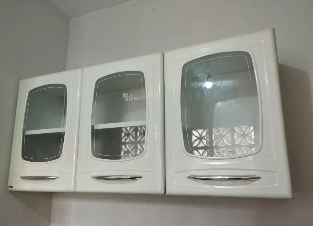 Armário de Cozinha Branco com 3 Portas de Vidro - Foto 2
