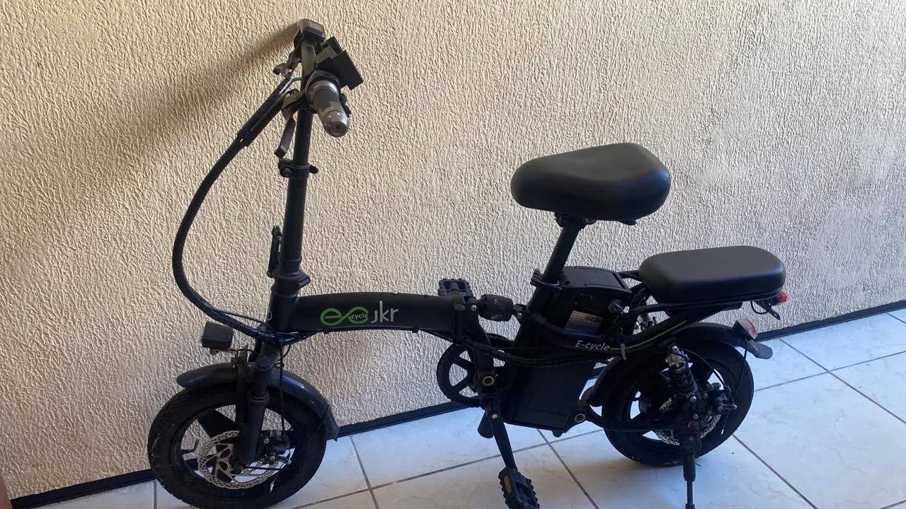 Bicicleta Elétrica Dobrável E-cycle JKR