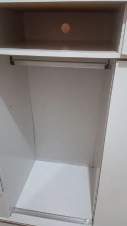 Vendo cômoda semi nova - Foto 5