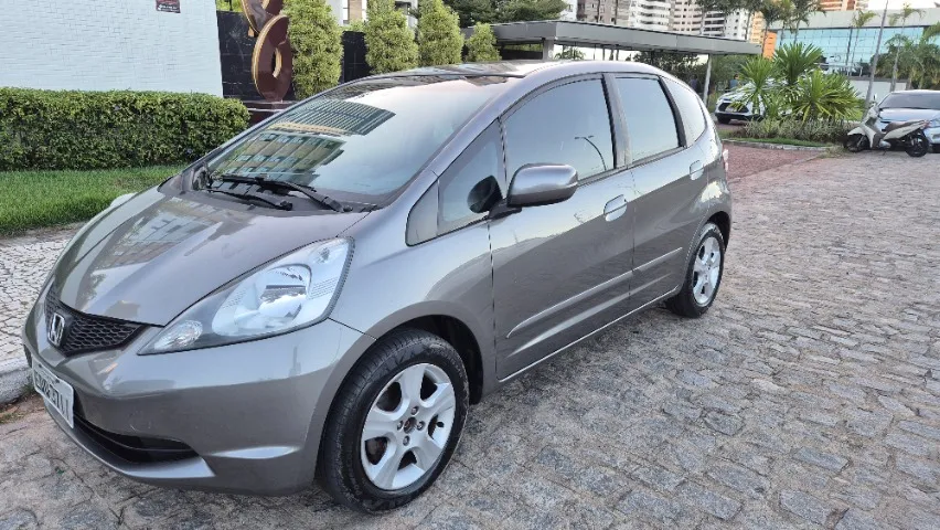 Honda Fit 2011 única dona