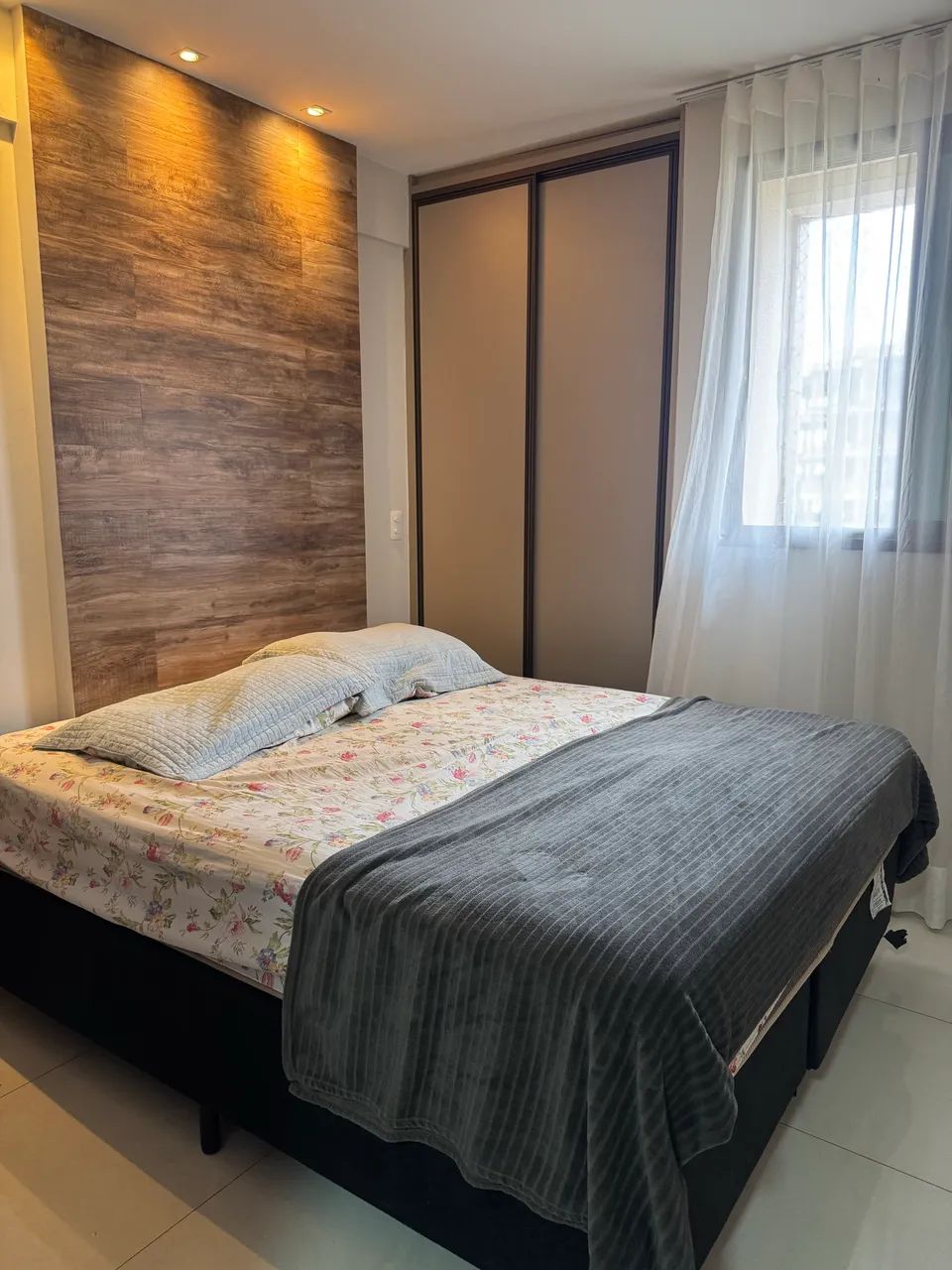 Cama de casal Queen size