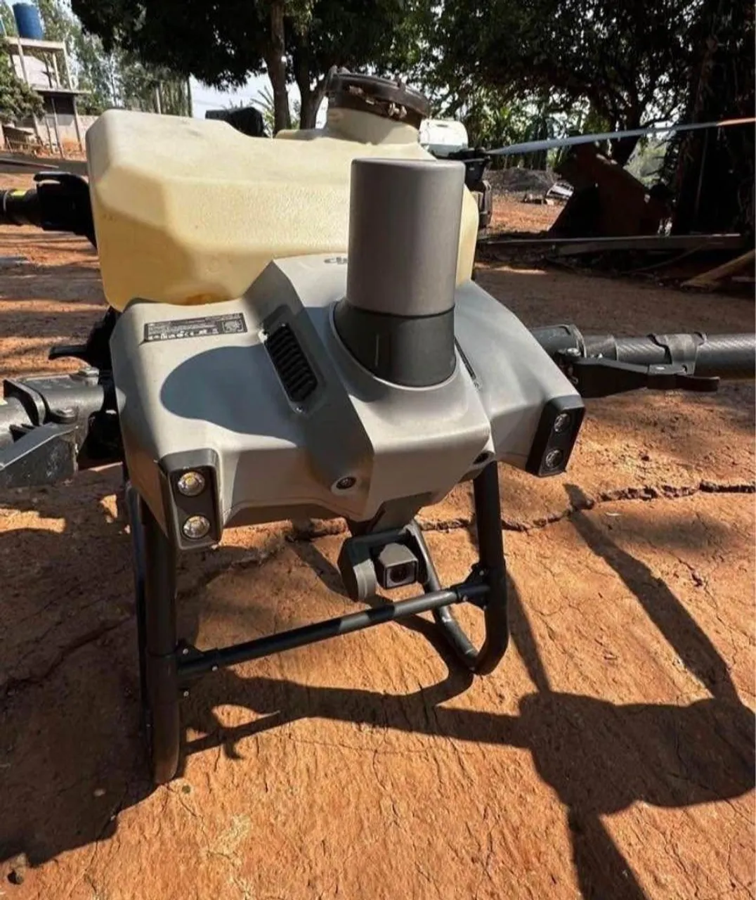 DRONE PULVERIZADOR