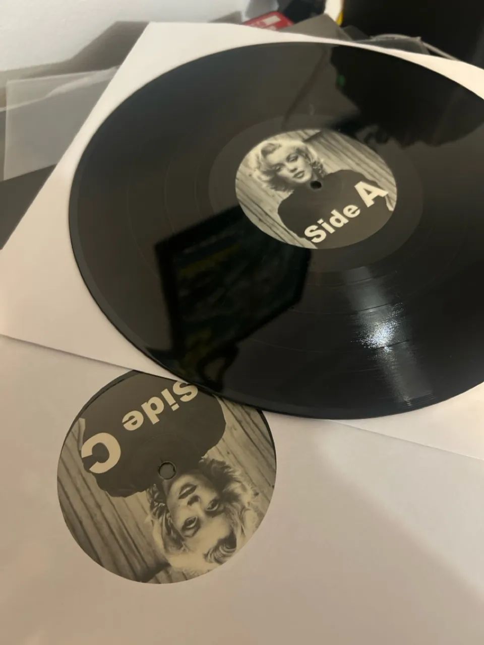 LP VINIL FRANK OCEAN - Blond (Bootleg UK) - Foto 3