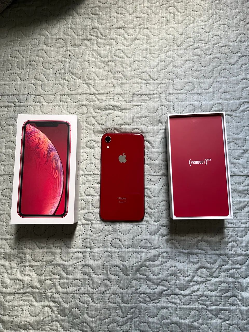 iPhone XR Vermelho 64GB com Caixa - Funcionando Perfeito