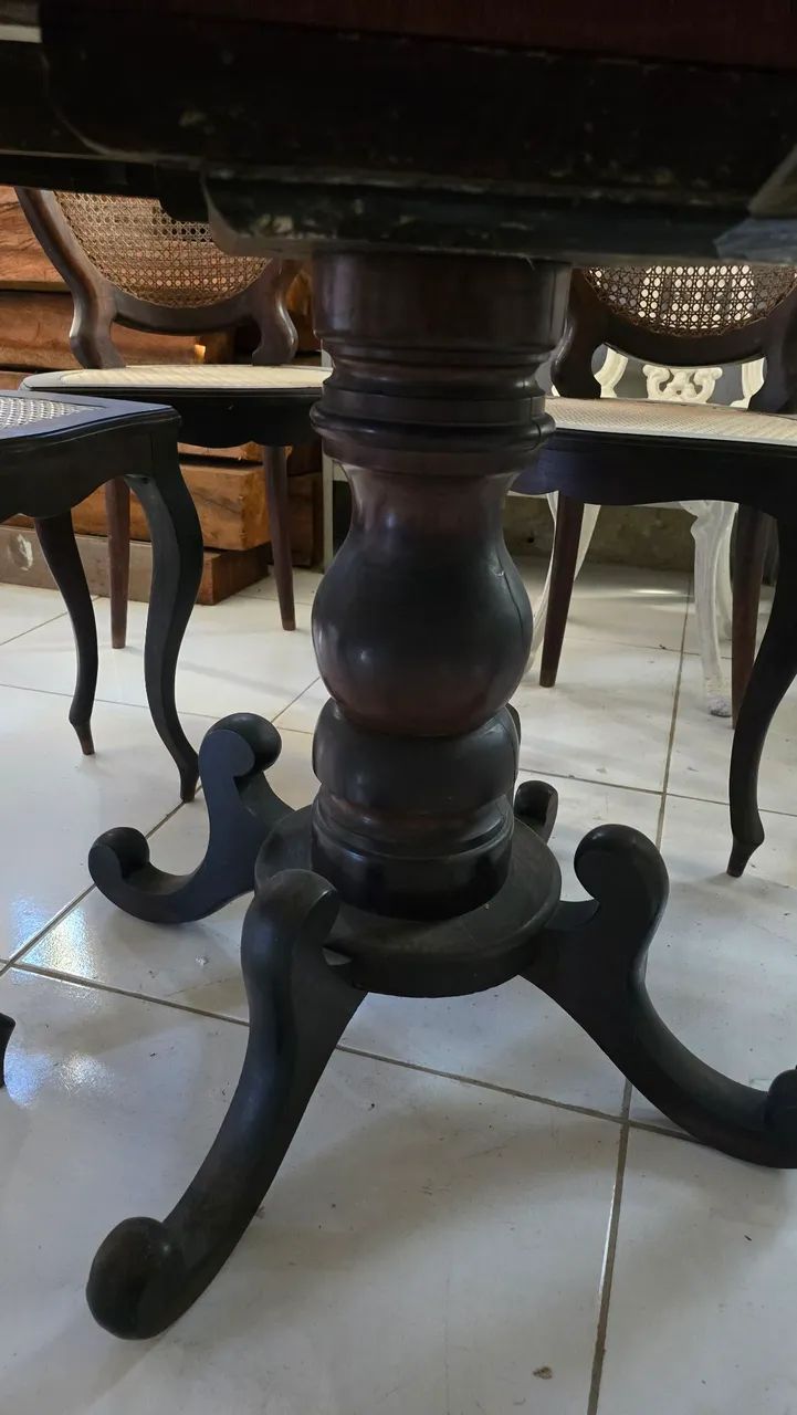 Mesa Antiga em Jacarandá com 6 cadeiras - Foto 3