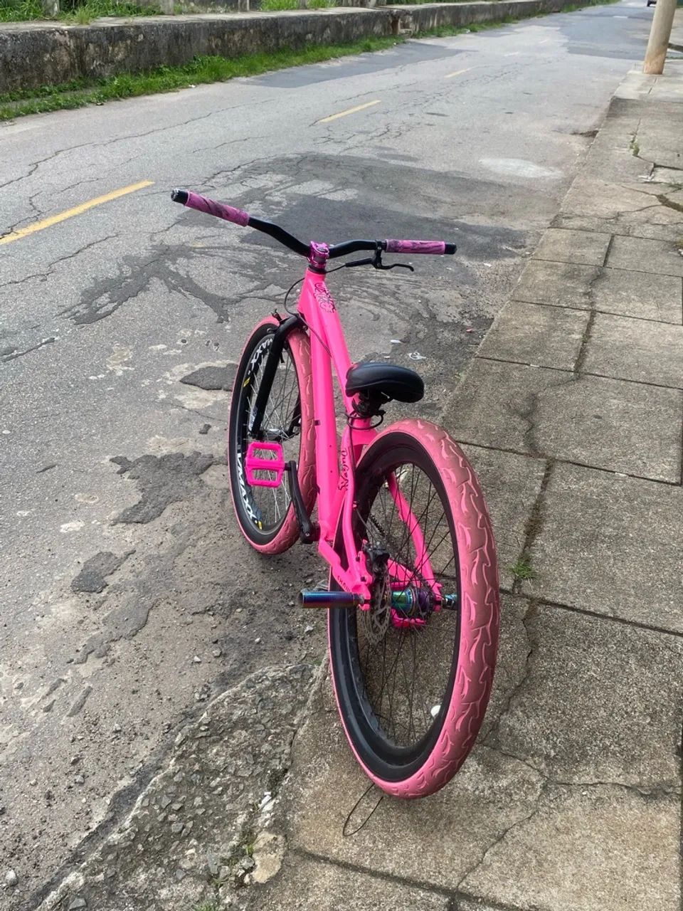 Vendo bicicleta show do grau - Foto 2