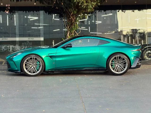 Aston Martin Vantage S Coupe 4.0 V8 680cv, foto 4 de 20