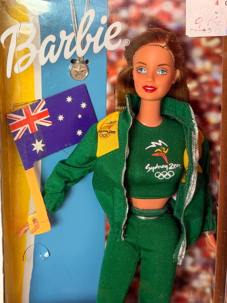 Boneca Barbie olympic fan Sydney 2000 - Foto 2