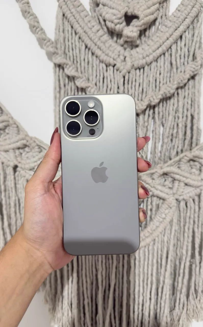 iPhone 15 Pro Max Impecável  - Foto 2