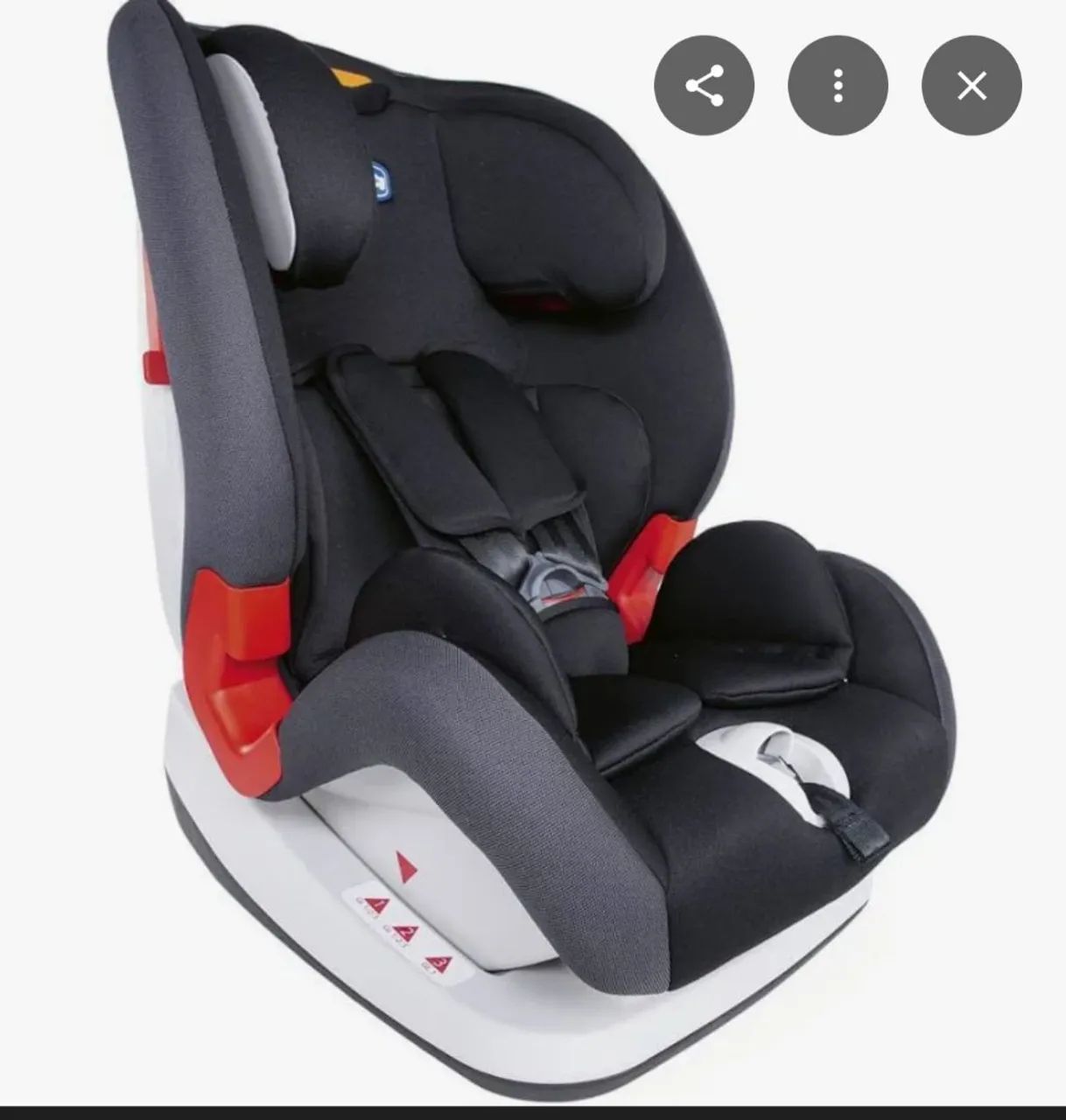 Cadeirinha Chicco youniverse jet black.