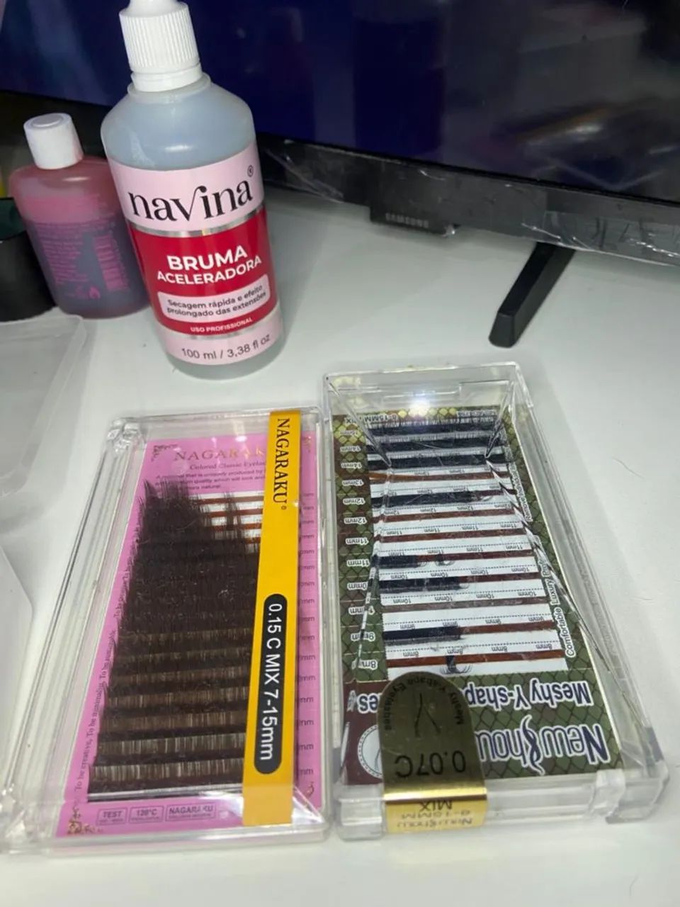 Eyelash Kit432957449223557121