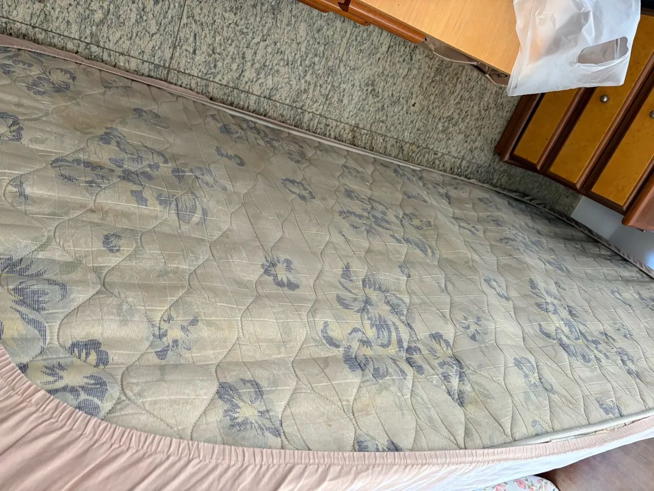 Cama madeira maciça e colchão solteiro - Foto 4
