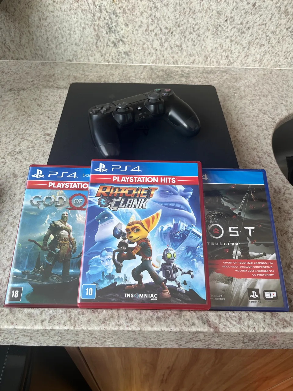 PS 4 slim 1tb e Nintendo switch - Consoles de Vídeo Game - Ingá
