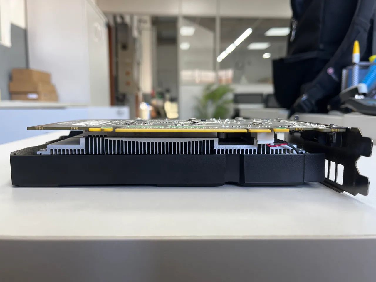 GTX 1650 Galax 4gb DDR6, 64bits  - Foto 5