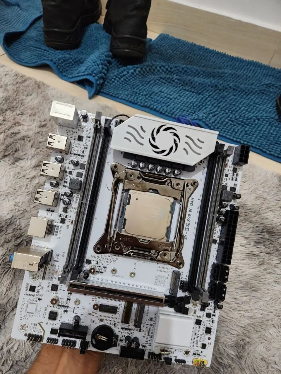 Xeon e5-2680 v4 + X99 WD4 - Foto 2