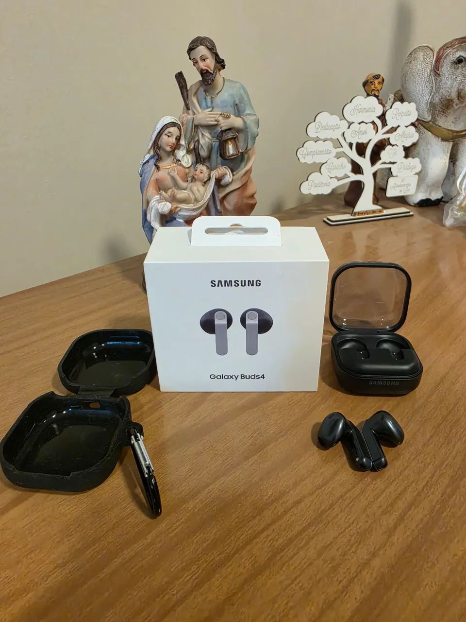 Galaxy Buds 4 - Foto 2