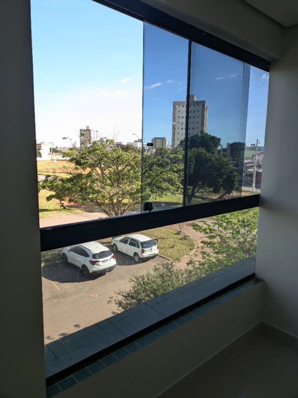 SALAS COM EXCELENTE LOCALIZAÇÃO EM SAMAMBAIA - Foto 3