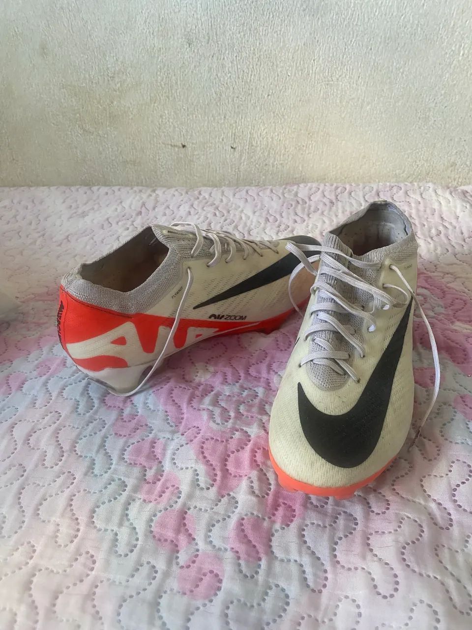 Chuteira de campo nike mercurial 