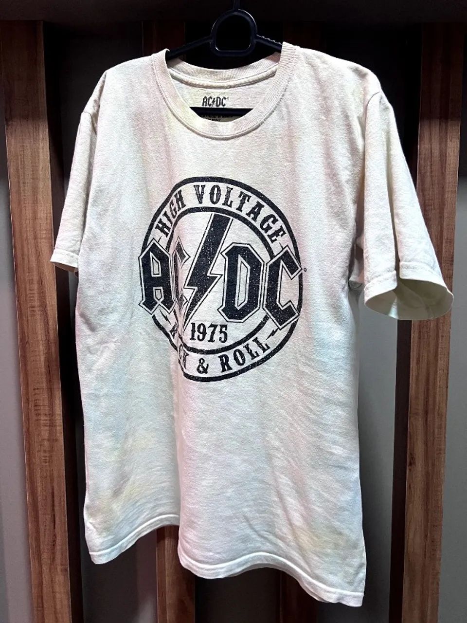camiseta tie dye ac/dc licenciada - Foto 4