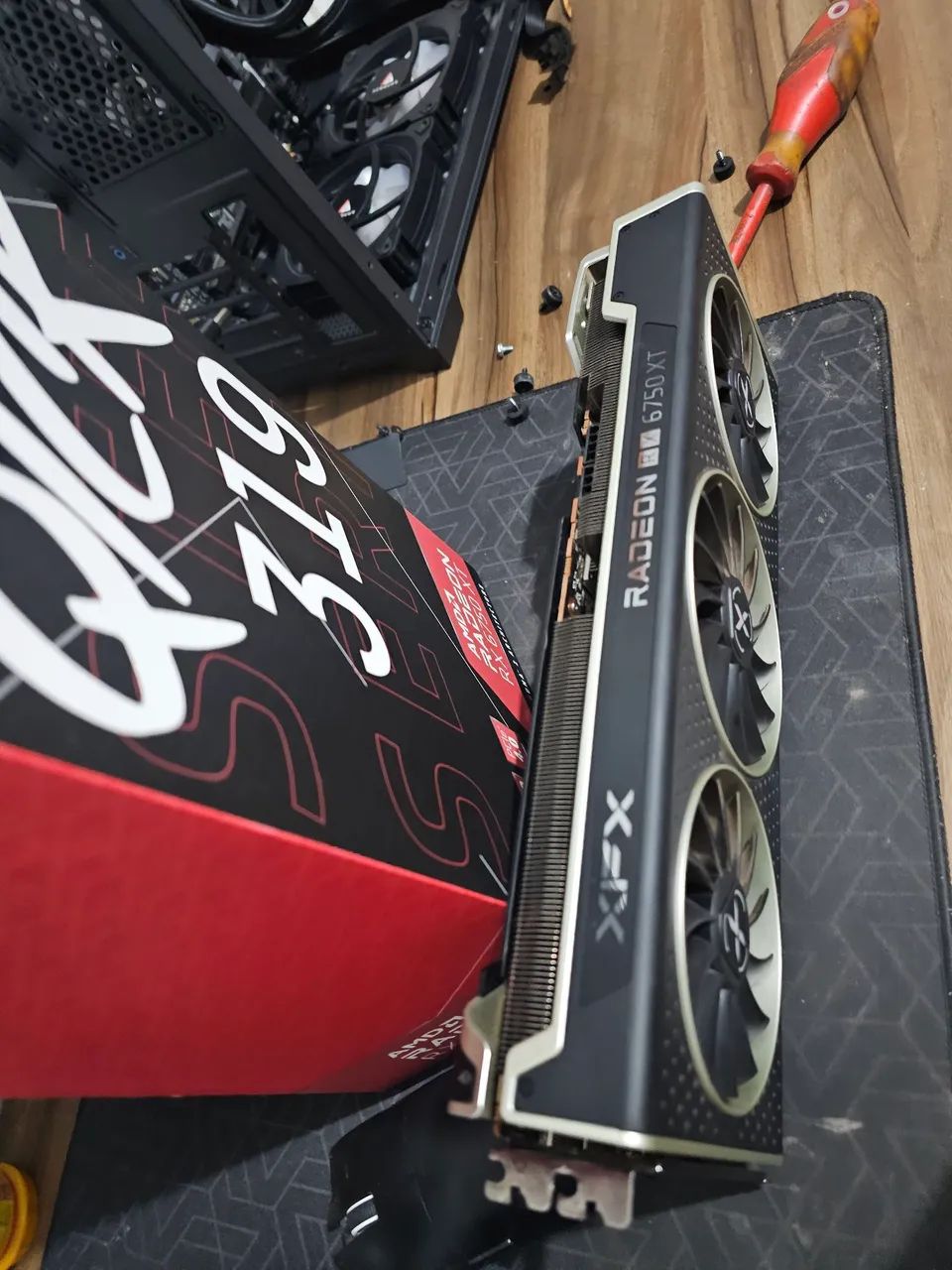 XFX RX 6750XT 12 GB  - Foto 2
