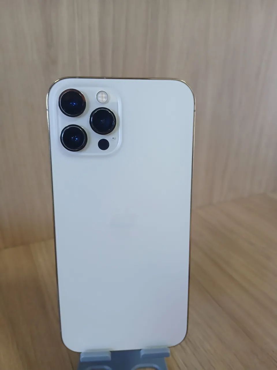 Iphone 12 Pro Max - Gold - Foto 5