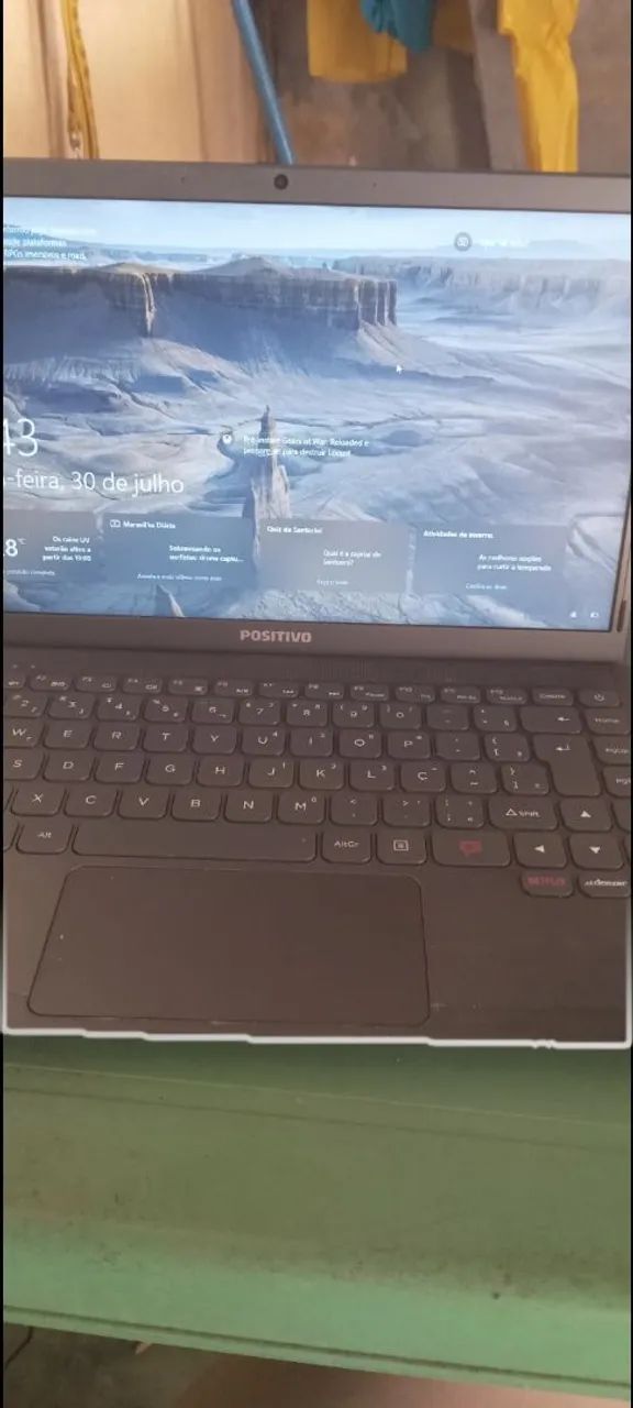 VENDO NOTEBOOK POSITIVO MOTION - USADO
