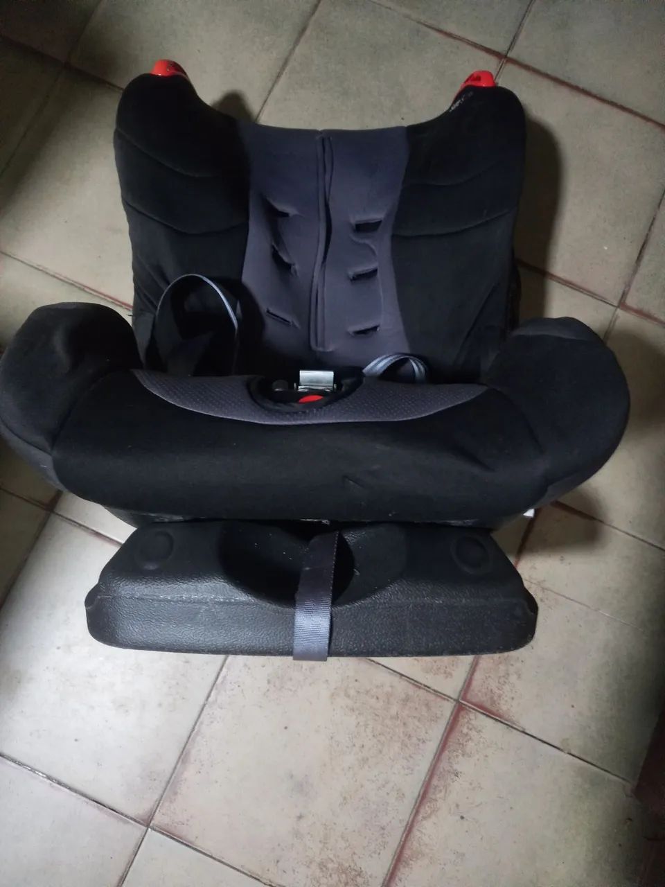 Cadeirinha infantil para carro. - Foto 5