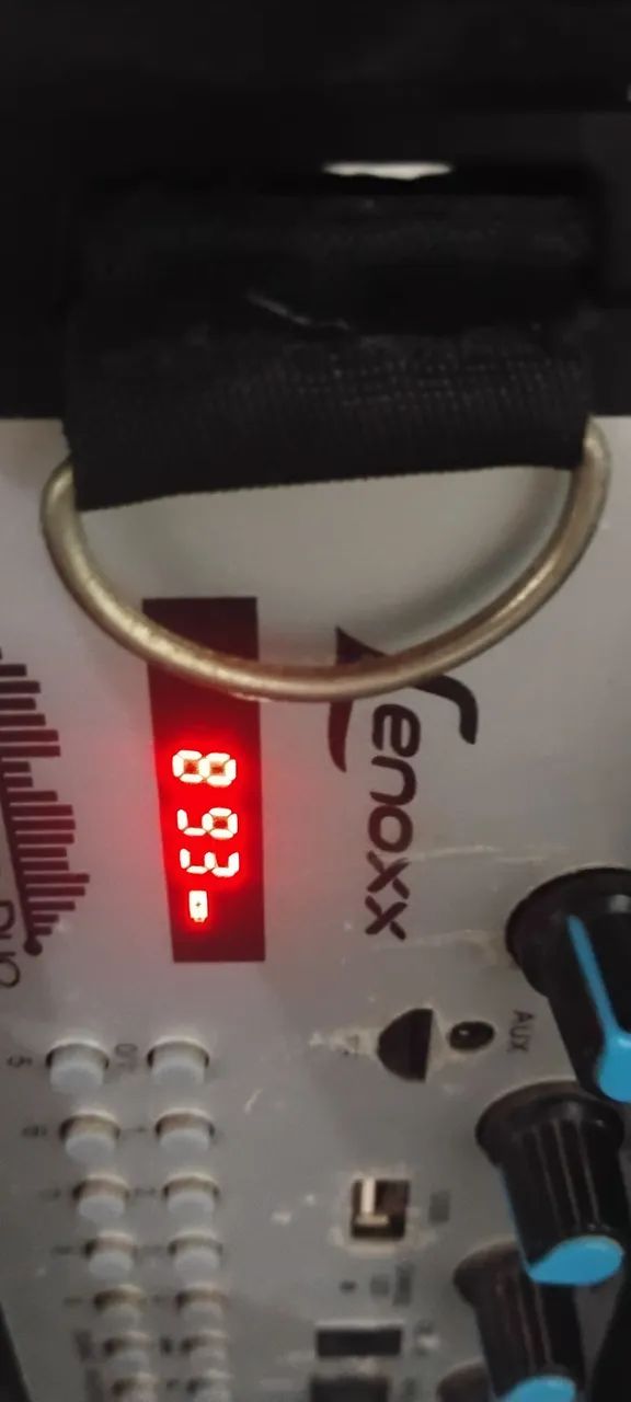 Caixa de som com Bluetooth, com controle - Foto 4