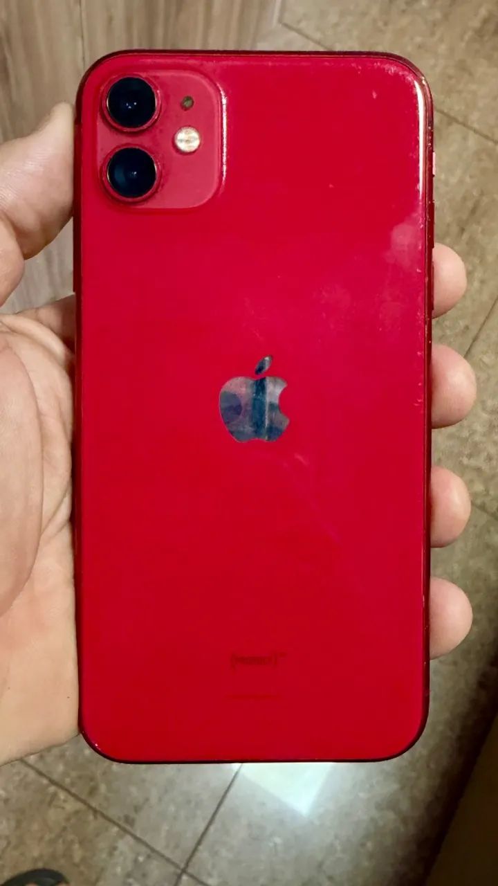 iPhone 11  Vermelho  64Gb   68% Bateria  